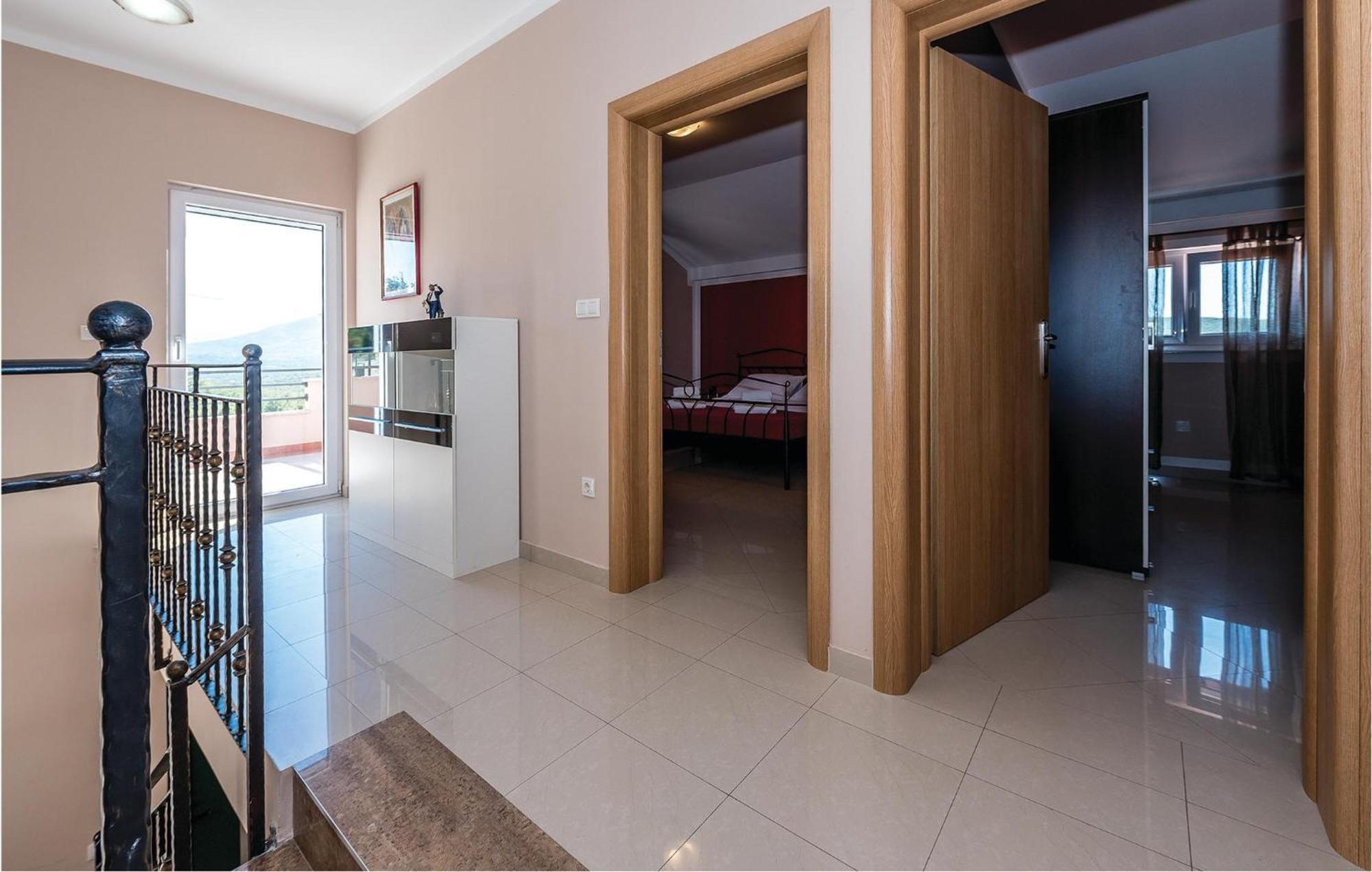 Gorgeous Home In Kijevo With Kitchen Exteriör bild